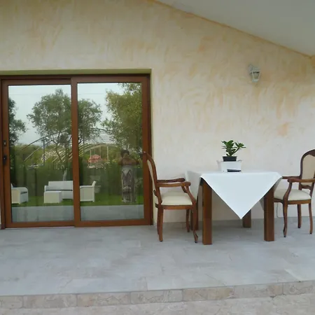 Nyaraló Casa Miret *